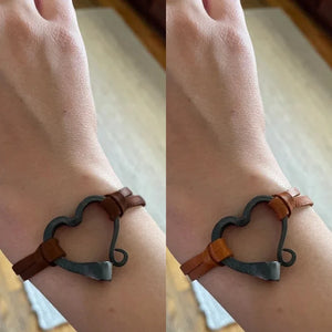 Handgefertigtes Liebes-Hufeisen-Nagel-Armband