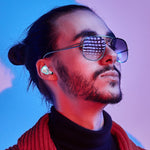 Drahtloses Bluetooth-Headset im Sci-Fi-Stil