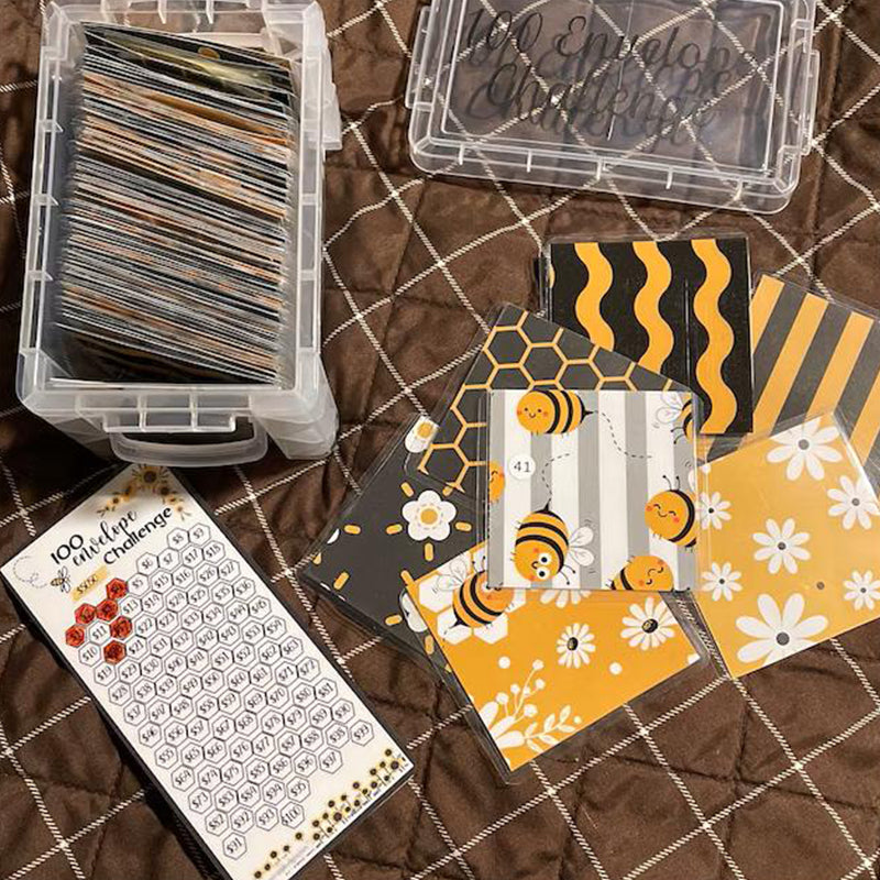 Herausforderungsbox-Set enthält 100 Briefumschläge
