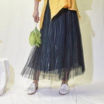 Glänzender Seidenrock mit hoher Taille